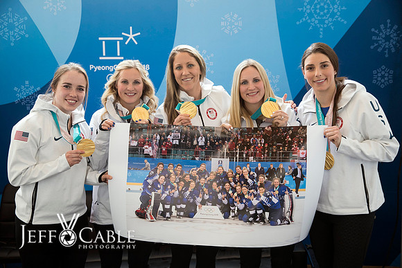 Edit_USAH_Women_Gold_Press_Conf_0094