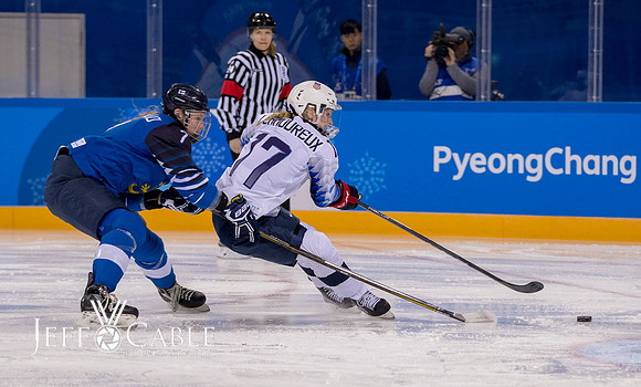 Edit_USA_Hockey_Women_vs_Finland001
